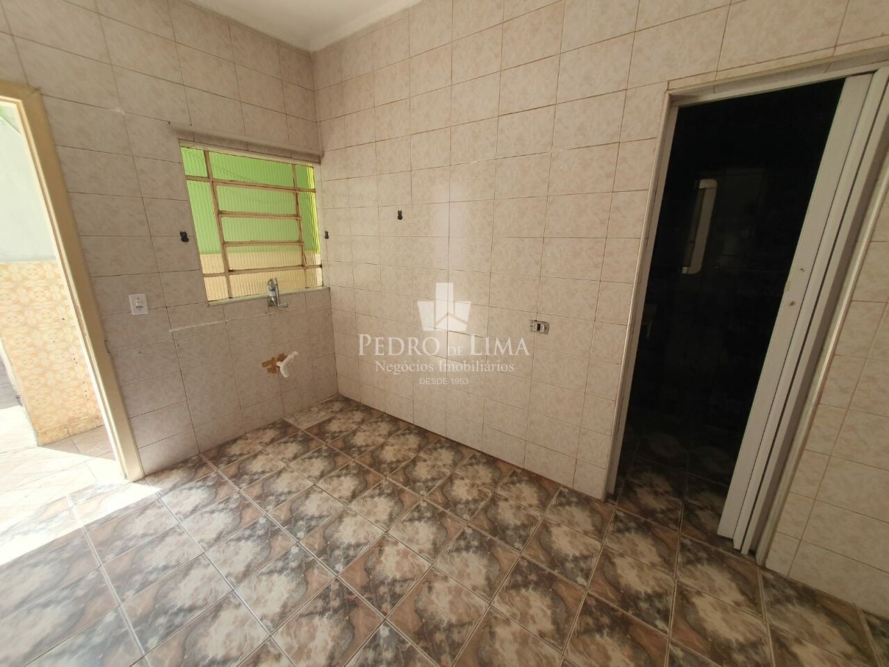 imagem do imovel Casa térrea bem localizada  na Vila Mafra, terreno de 200m2 sendo 8x25 e 135m2 de área construída. ref: TP29945