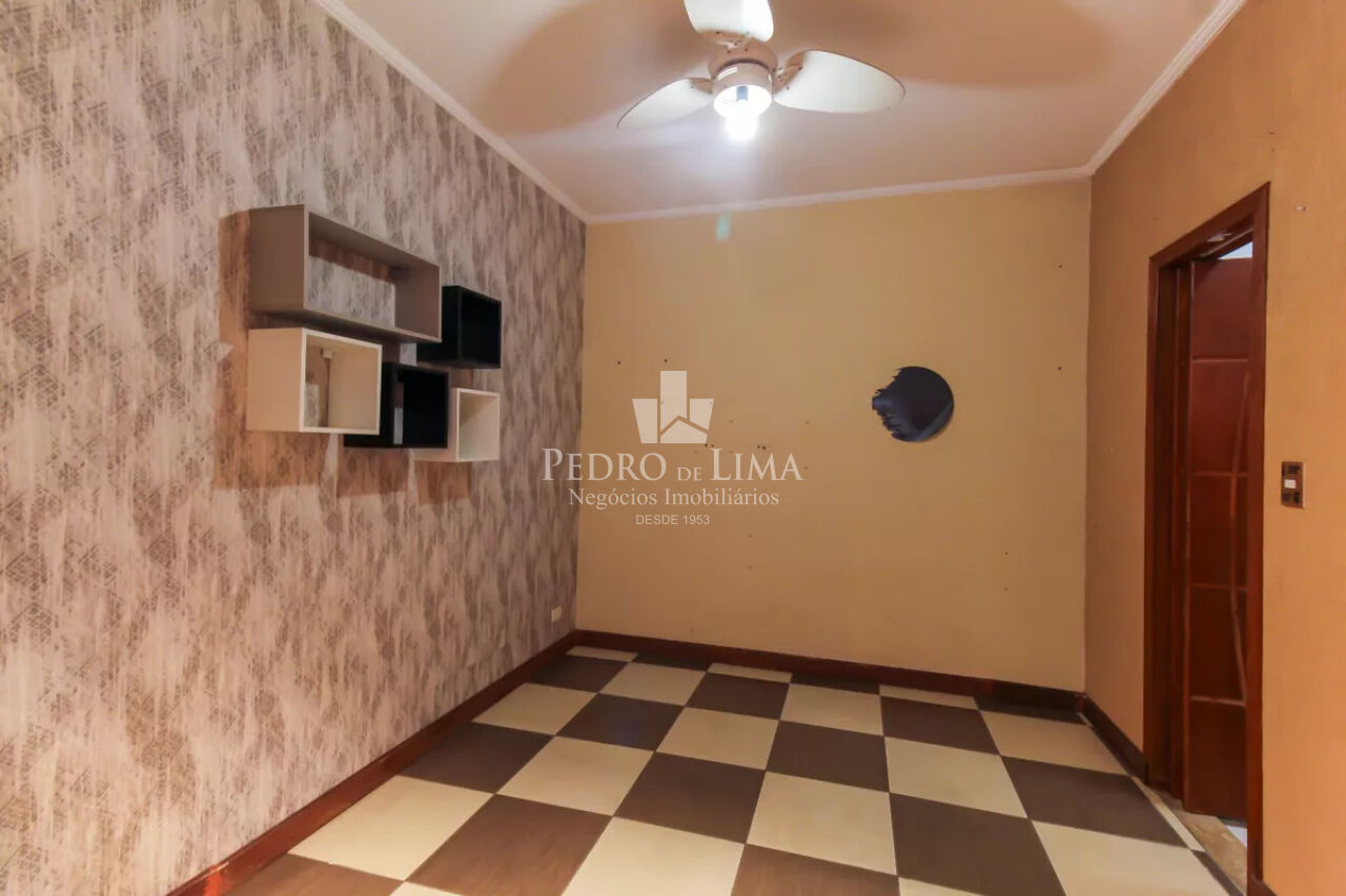 Casa de vila 3 dormitorios  sendo 1 suite / edicula  5 vagas de garagem na Mooca