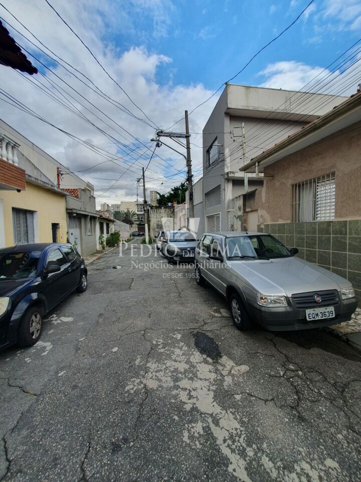 imagem do imovel Terreno com casa térrea antiga no Tatuapé, Ideal para reformar ou construir. ref: TP29978