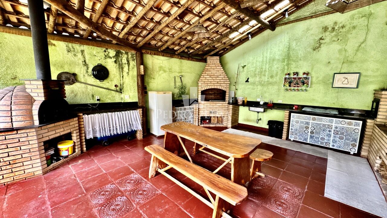 Sobrado frontal, 3 dormitórios, 3 suítes, 6 vagas, Jardim Textil
