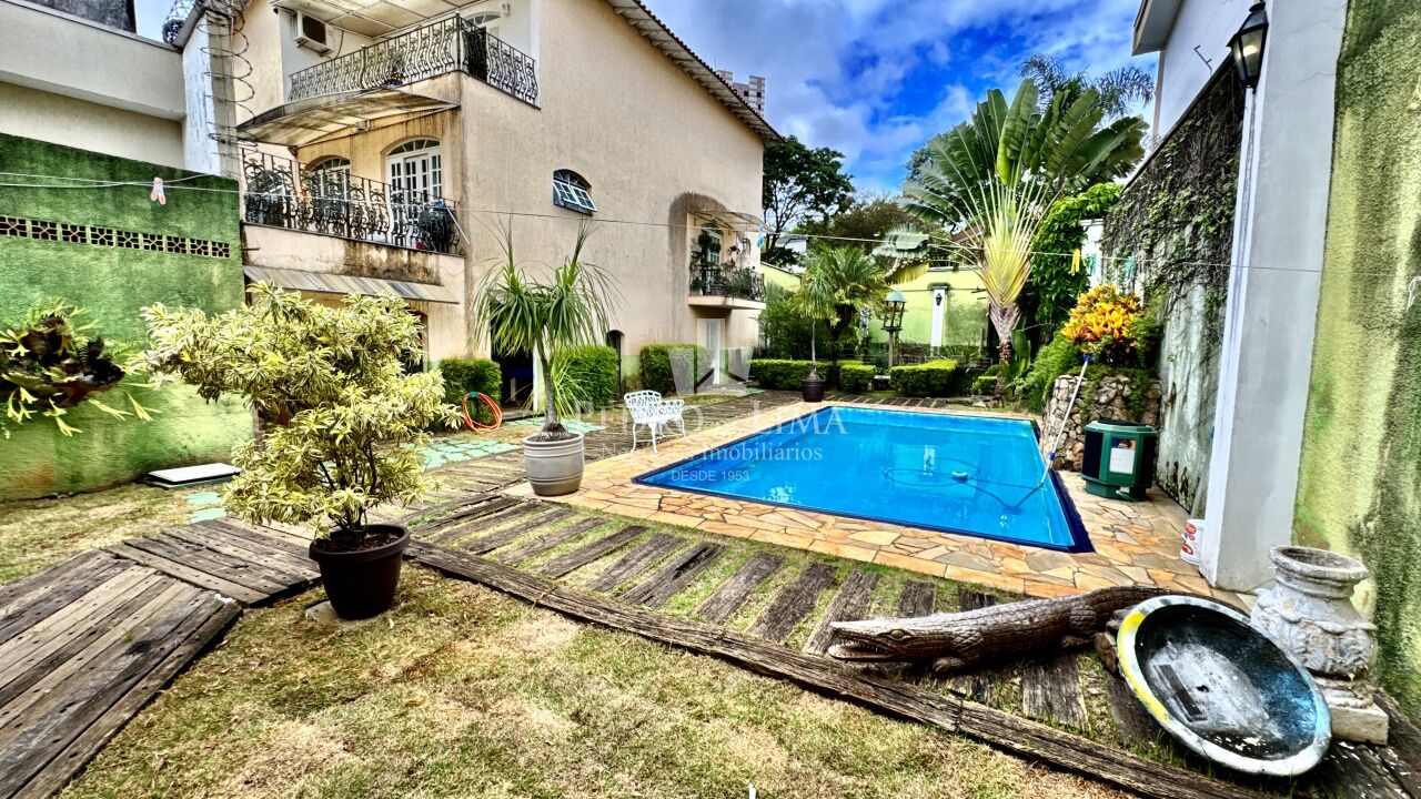 Sobrado frontal, 3 dormitórios, 3 suítes, 6 vagas, Jardim Textil