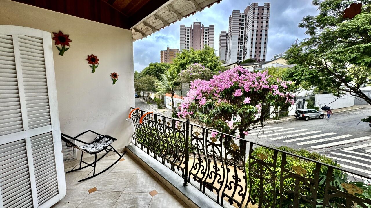 Sobrado frontal, 3 dormitórios, 3 suítes, 6 vagas, Jardim Textil