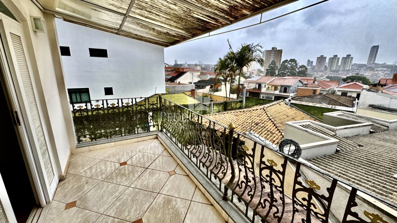 Sobrado frontal, 3 dormitórios, 3 suítes, 6 vagas, Jardim Textil