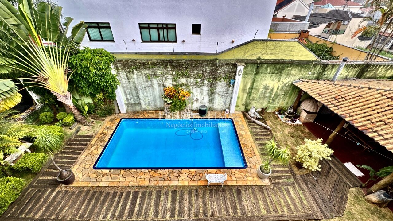 Sobrado frontal, 3 dormitórios, 3 suítes, 6 vagas, Jardim Textil