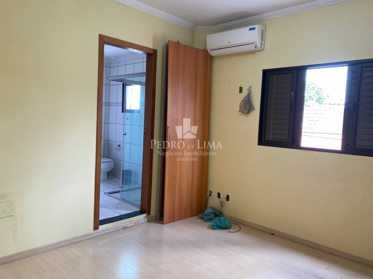 Sobrado Tatuapé 188 mts 4 suítes ,sala,copa ,churrasqueira ,vaga para 2 carros