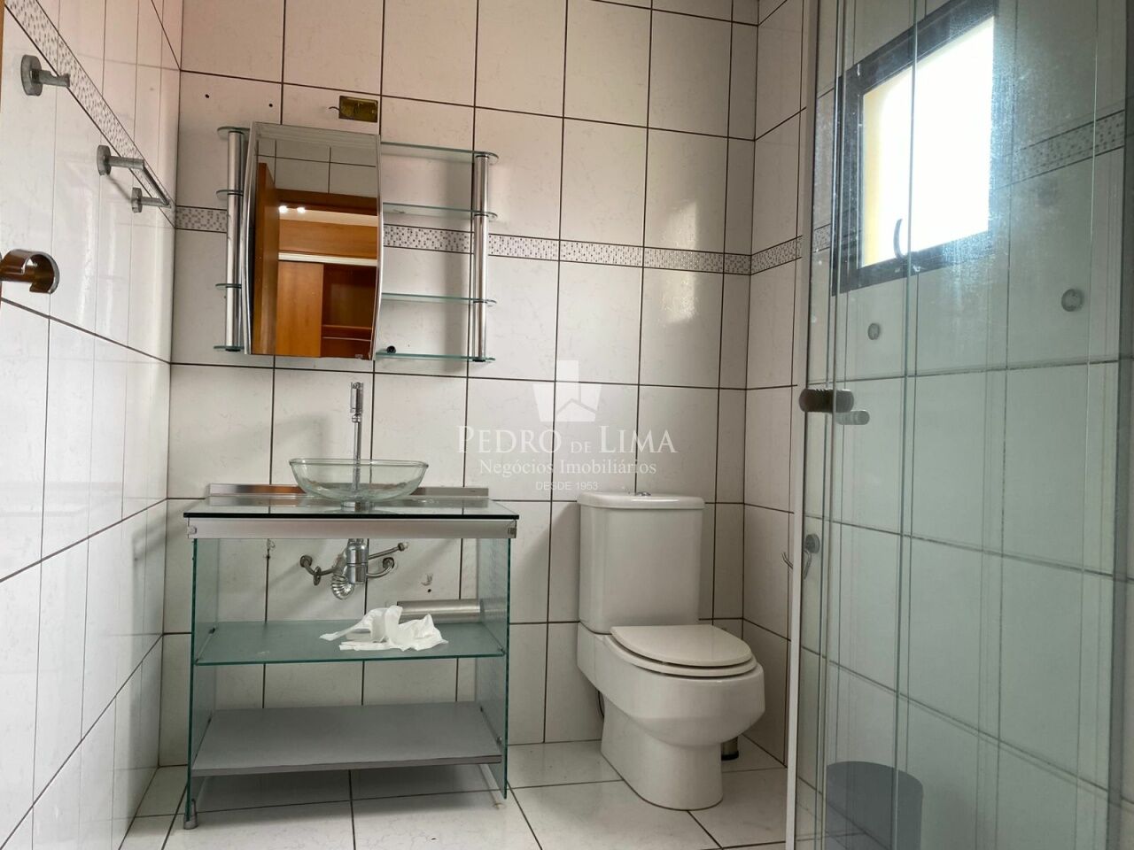 Sobrado Tatuapé 188 mts 4 suítes ,sala,copa ,churrasqueira ,vaga para 2 carros