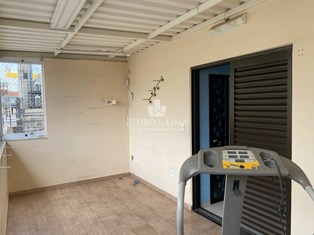Sobrado Tatuapé 188 mts 4 suítes ,sala,copa ,churrasqueira ,vaga para 2 carros