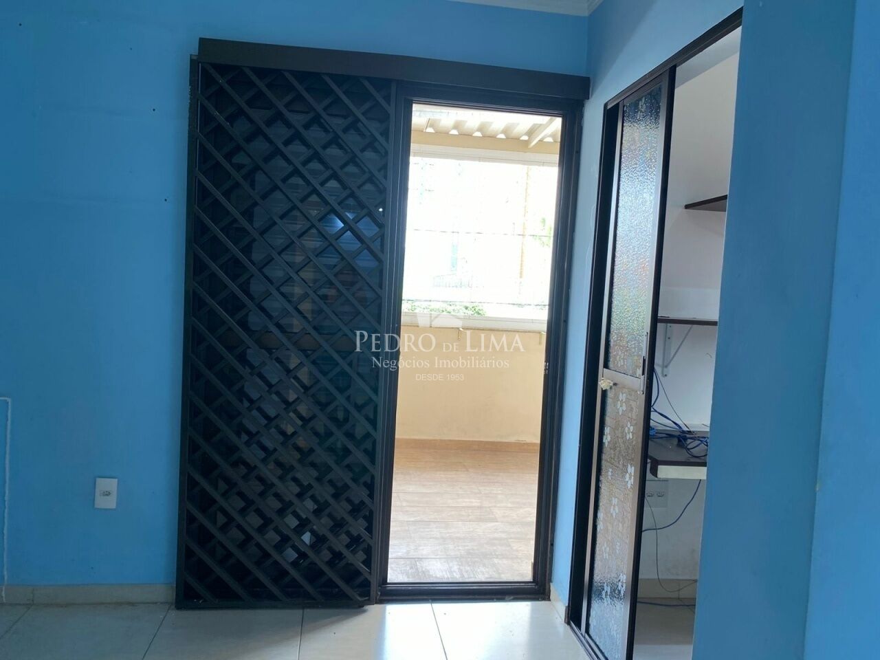 Sobrado Tatuapé 188 mts 4 suítes ,sala,copa ,churrasqueira ,vaga para 2 carros