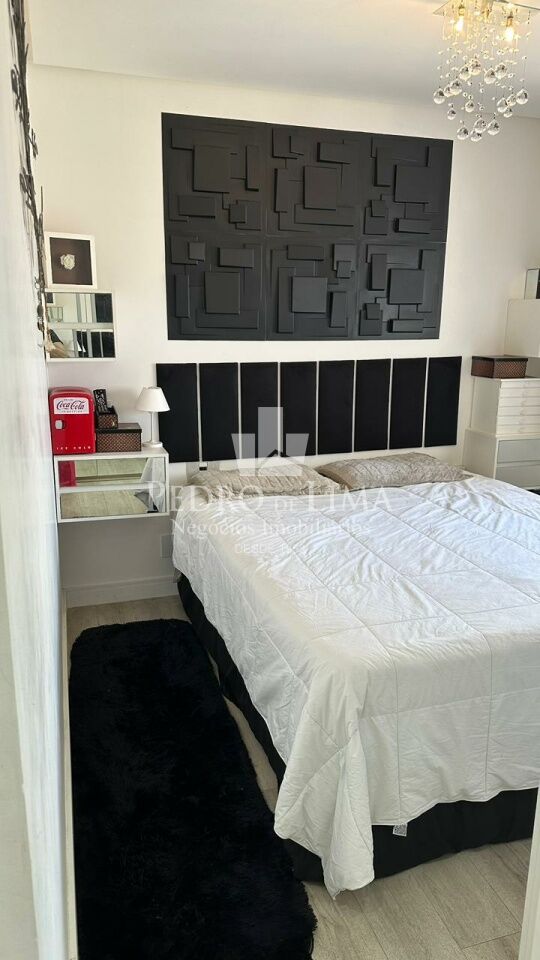 Apartamento na Vila Formosa, 110m2, 2 suítes, varanda gourmet, 2 vagasde garagem.