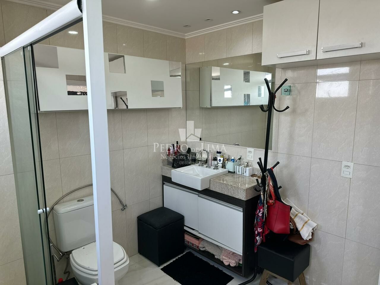 Apartamento na Vila Formosa, 110m2, 2 suítes, varanda gourmet, 2 vagasde garagem.