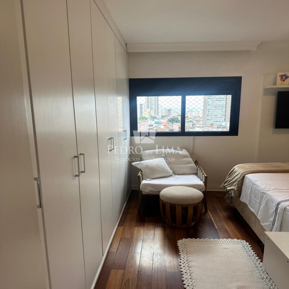 Apartamento 3 quartos, 2 vagas no Anália Franco. Condomínio Firenze & Venezia.