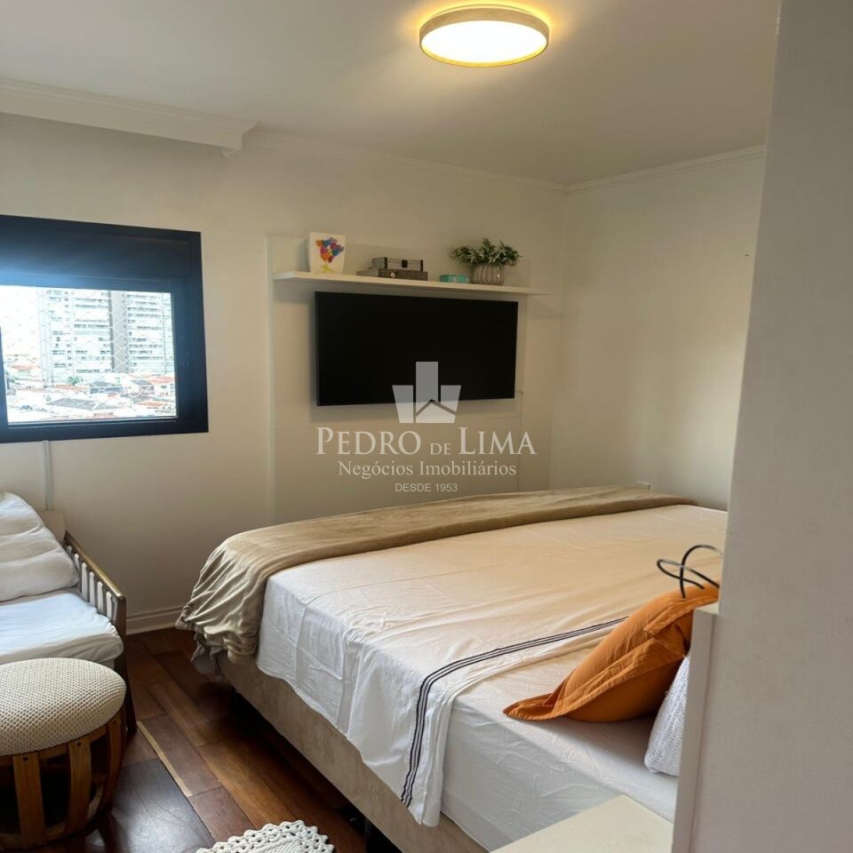 Apartamento 3 quartos, 2 vagas no Anália Franco. Condomínio Firenze & Venezia.