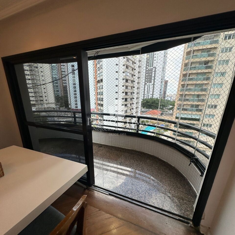 Apartamento 3 quartos, 2 vagas no Anália Franco. Condomínio Firenze & Venezia.