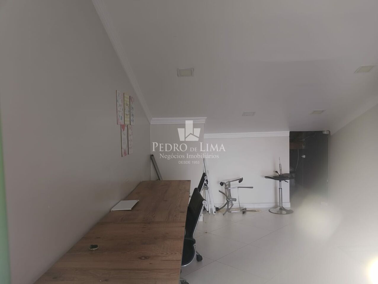 Sobrado de 200m2 ,3 Dormitórios com Ar-Condicionado e 3 Vagas de Garagem no Tatuapé 