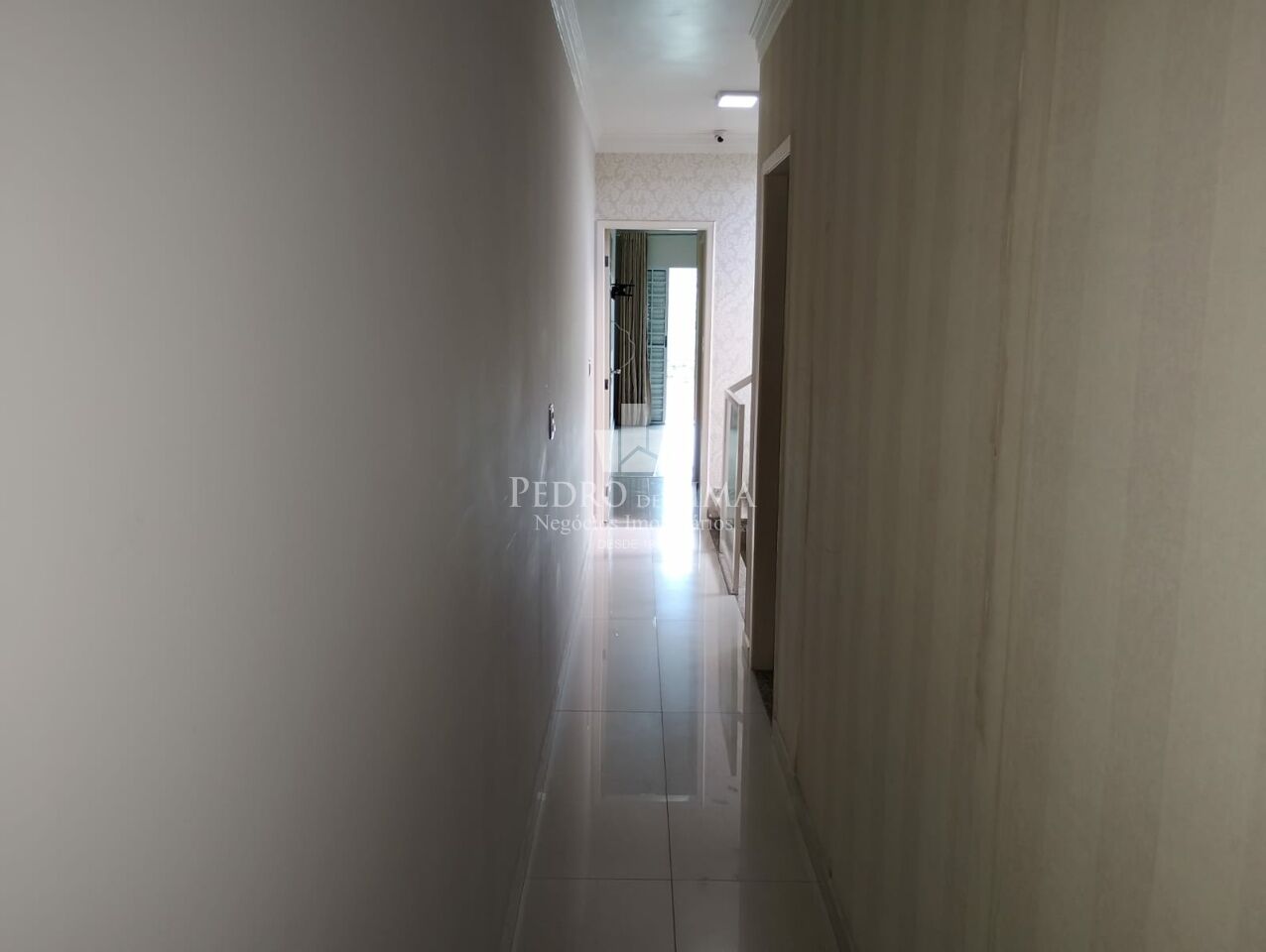 Sobrado de 200m2 ,3 Dormitórios com Ar-Condicionado e 3 Vagas de Garagem no Tatuapé 