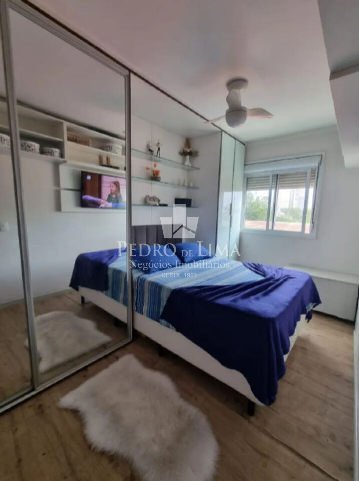 Apartamento 3 dormitorios sendo 1 suite, 2 banheiros, 1 vaga de garagem.