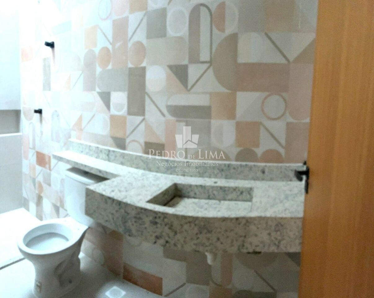 Sobrado na Vila Prudente 3 suites, 2 vagas de garagem, espaço gourmet