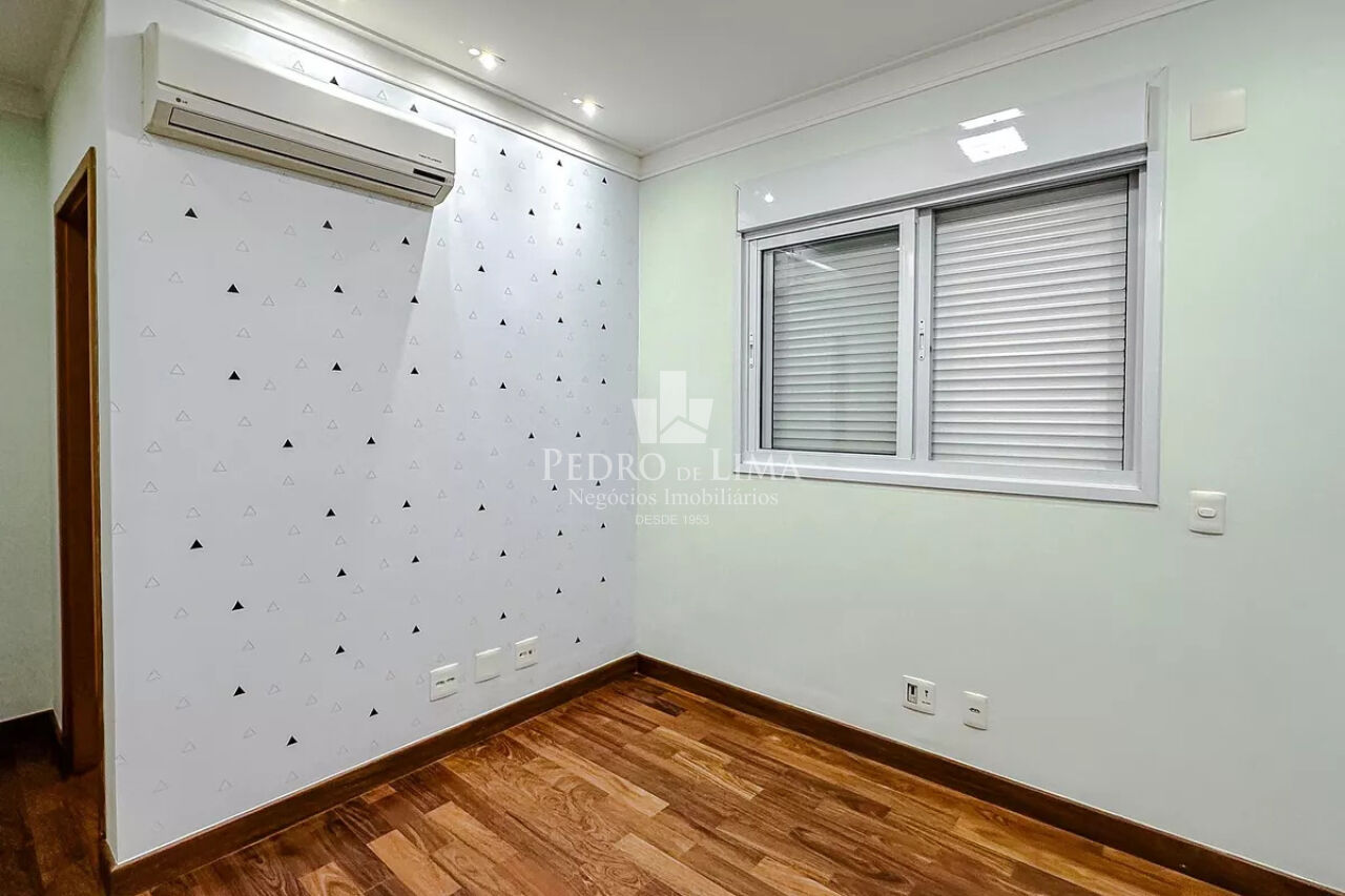Apartamento Condominio Emilliano 298mts 4 suites 6 vagas 