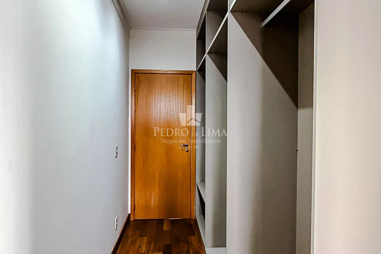 Apartamento Condominio Emilliano 298mts 4 suites 6 vagas 