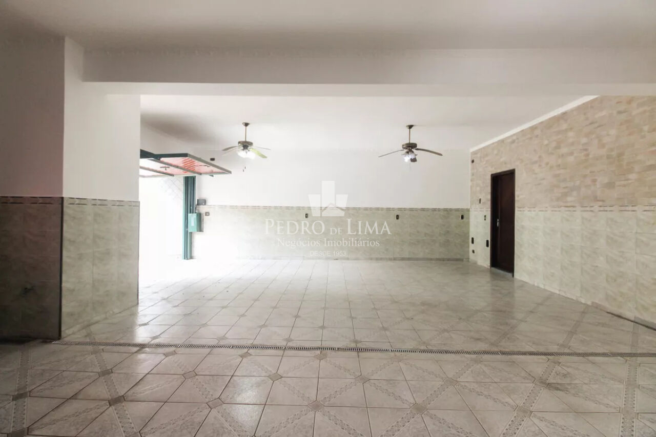 Sobrado com 3 dormitorios sendo 1 suite, 3 banheiros, espaço gourmet, 5 vagas de garagem, Tatuapé