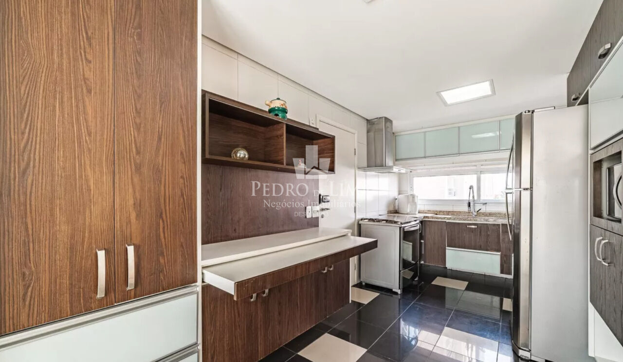 Apartamento 3 suítes e 3 vagas em condomínio Clube no Tatuapé