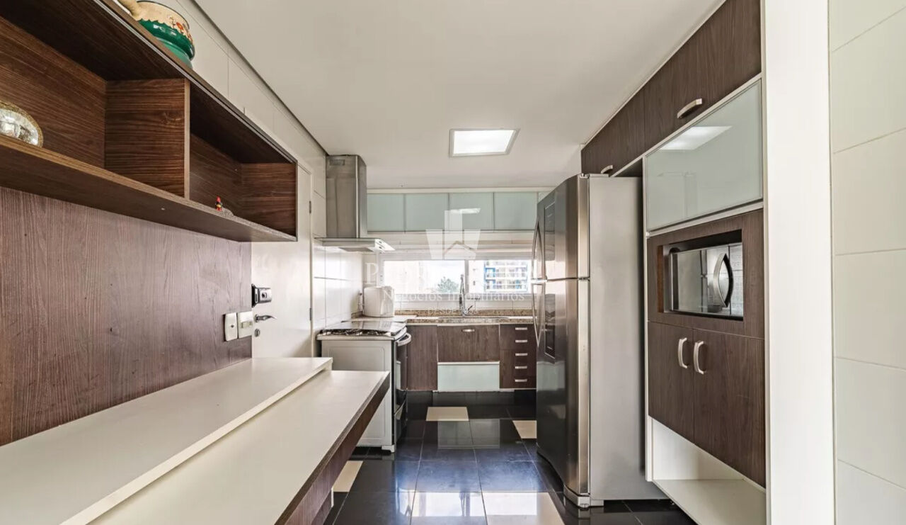 Apartamento 3 suítes e 3 vagas em condomínio Clube no Tatuapé