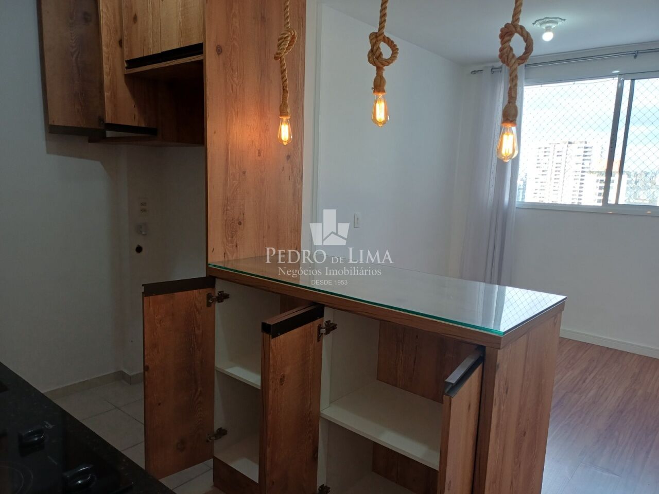 imagem do imovel Apartamento em frente a estação do Metrô Bresser Mooca, 35m2, 1 suíte e 1 vaga, mobiliado. ref: TP30136