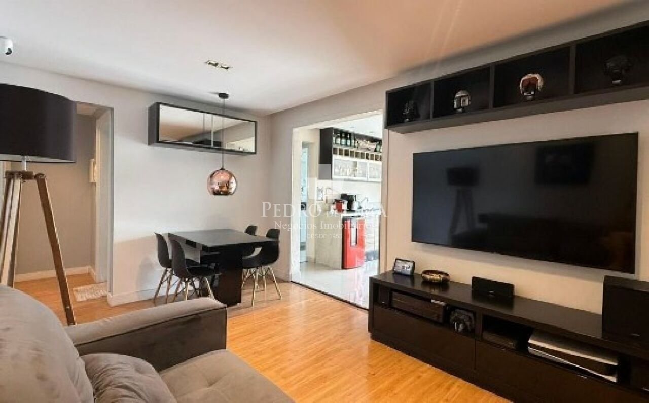 Apartamento de 2 dormitórios, 1 vaga e 65 m², no Belém. 