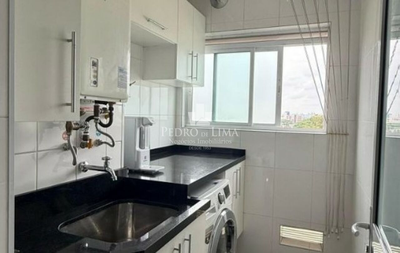 Apartamento de 2 dormitórios, 1 vaga e 65 m², no Belém. 