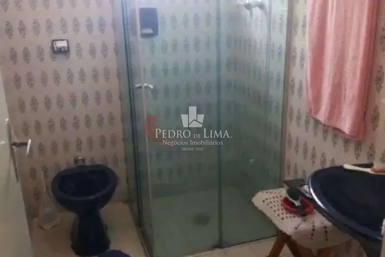 Sobrado Frontal, 3 quartos,, 2 vagas na Agua Rasa