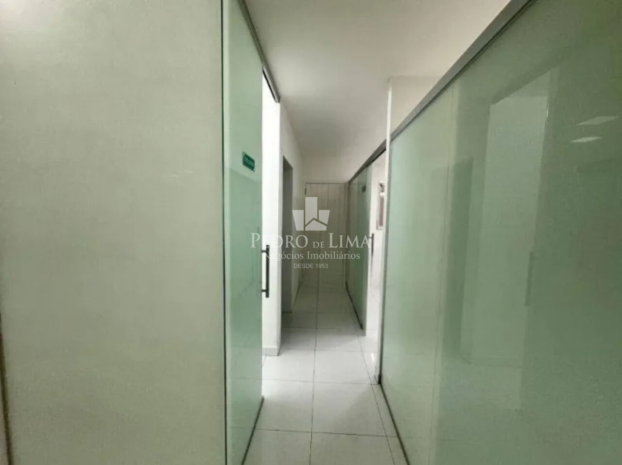 Sobrado Comercial 210m² 2 vagas