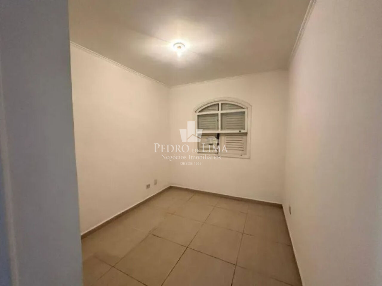 Sobrado Comercial 210m² 2 vagas
