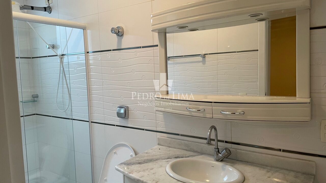 Casa térrea 95m² ótima localização 