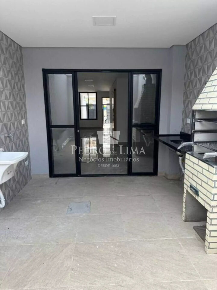 imagem do imovel Sobrado com 3 quartos sendo 1 suíte, 3 banheiros, 2 vagas de garagem  ref: TP30213