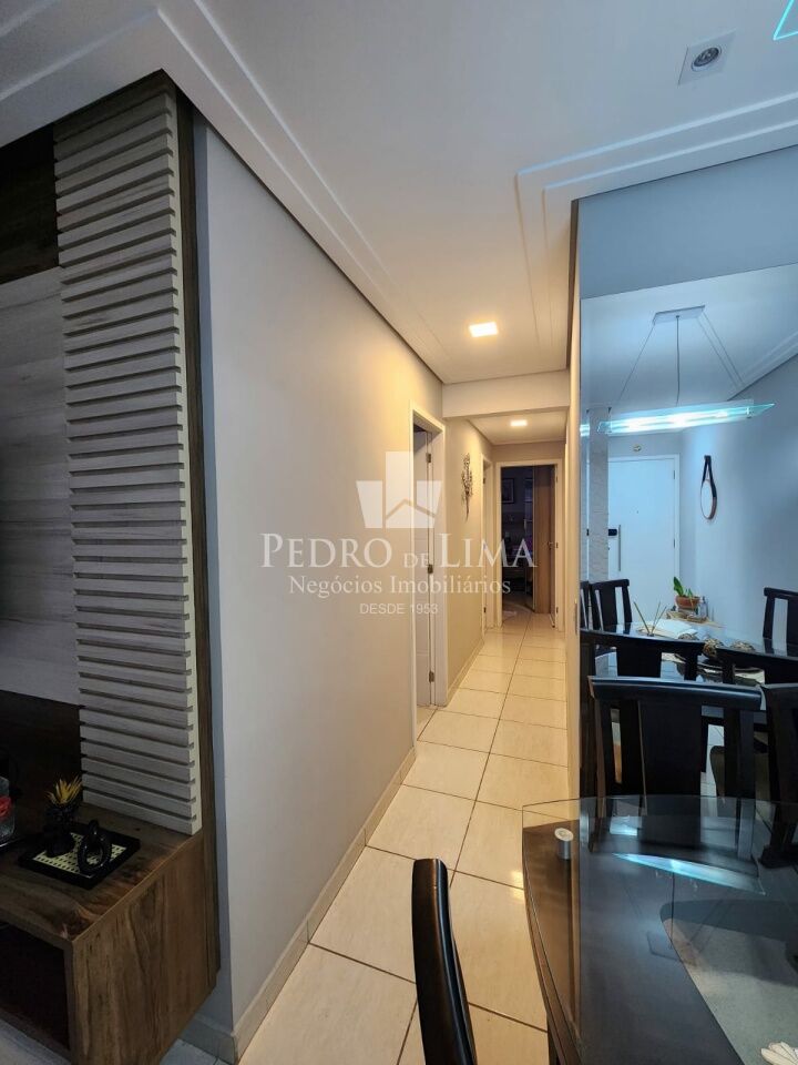 Tatuapé --Andar Alto-78m² 3 dorm (1 suite)   sacada  2 vagas próximo ao metrô