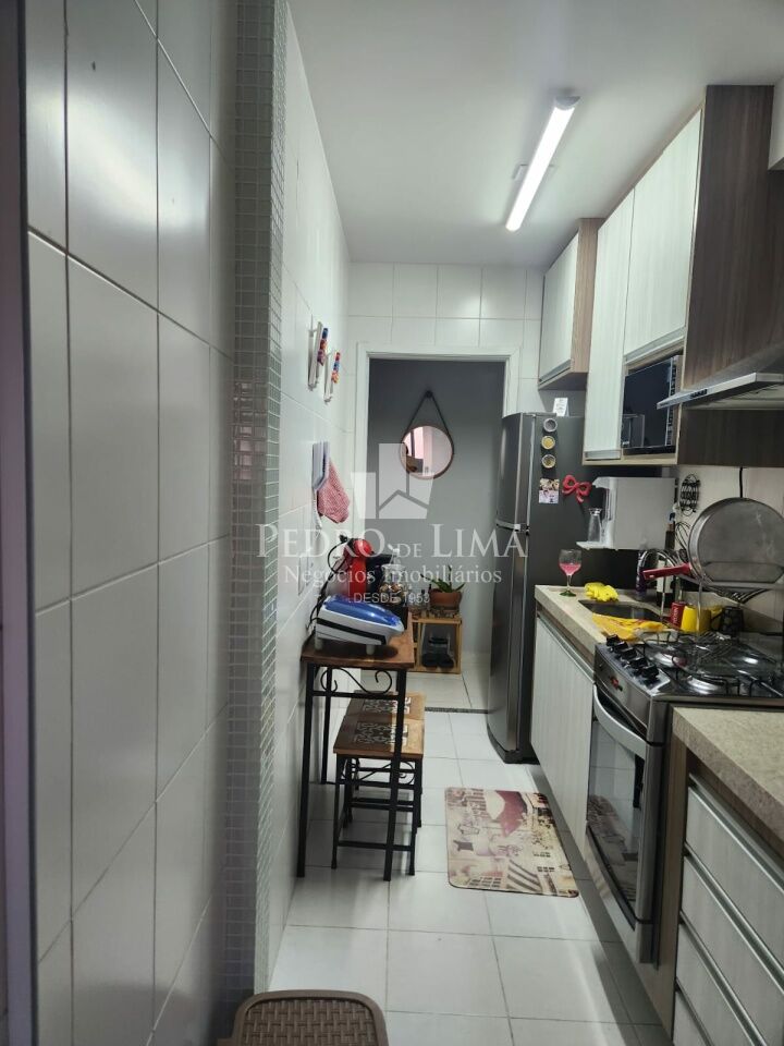 Tatuapé --Andar Alto-78m² 3 dorm (1 suite)   sacada  2 vagas próximo ao metrô