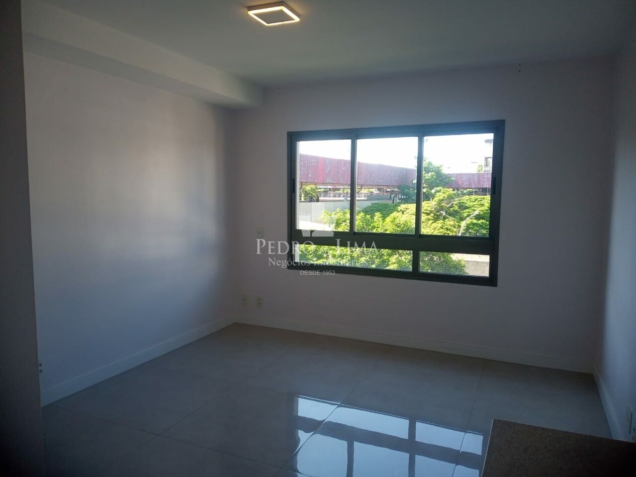 Apartamento Studio no Tatuapé 25m². A poucos passos do Metrô. Condomínio Linea Home Resort Studios
