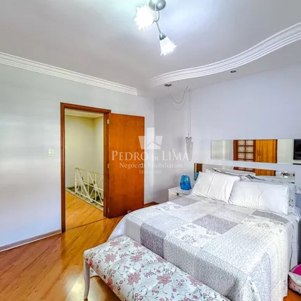 Sobrado 3 quartos , 4 vagas, 147 m² , Parque São Jorge