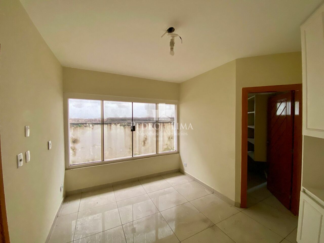 Casa Térrea com 5 dormitórios, 6 vagas e piscina na Vila Rosália - Guarulhos