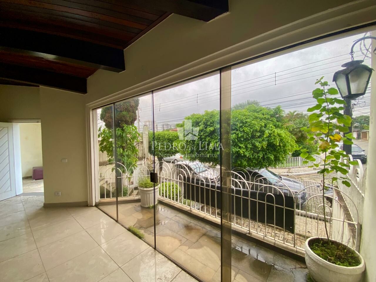 imagem do imovel Casa Térrea com 5 dormitórios, 6 vagas e piscina na Vila Rosália - Guarulhos ref: TP30236
