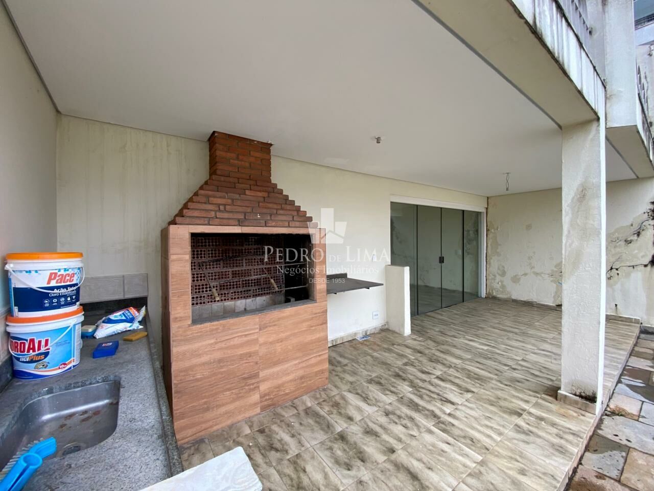 Casa Térrea com 5 dormitórios, 6 vagas e piscina na Vila Rosália - Guarulhos
