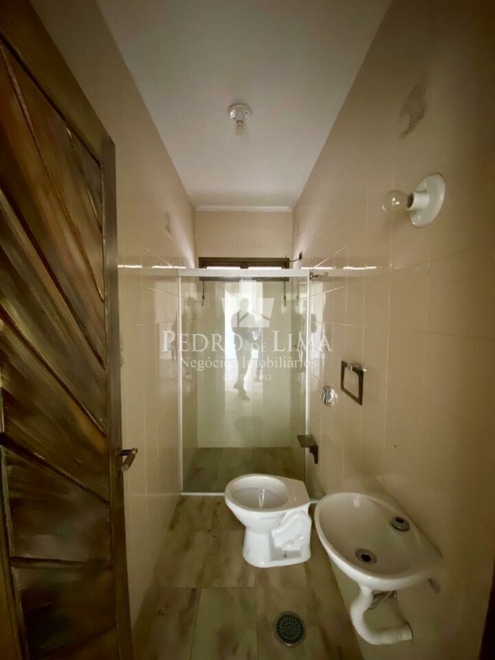 Casa Térrea com 5 dormitórios, 6 vagas e piscina na Vila Rosália - Guarulhos