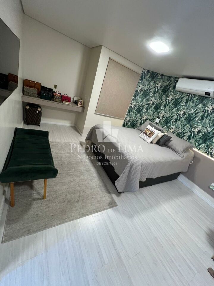 Cobertura Triplex 3 suítes, 3 vagas e Piscina no Condomínio Vila Real - Chácara Sto Antônio Leste