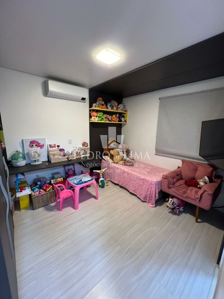Cobertura Triplex 3 suítes, 3 vagas e Piscina no Condomínio Vila Real - Chácara Sto Antônio Leste