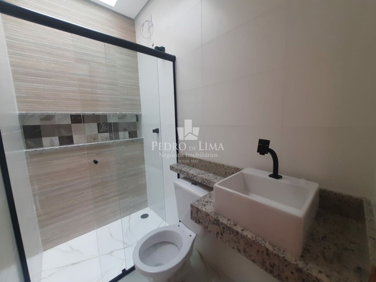 Sobrado Frontal, 2 suítes, 4 vagas, Vila Carrão