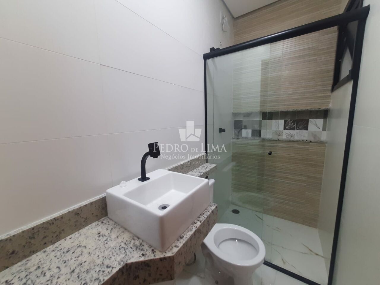 Sobrado Frontal, 2 suítes, 4 vagas, Vila Carrão