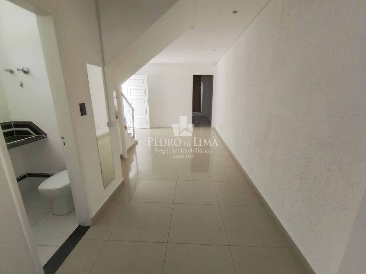 Sobrado Comercial ou Residencial  de 243m2, 3 Dormitórios, Piscina, na Vila Formosa