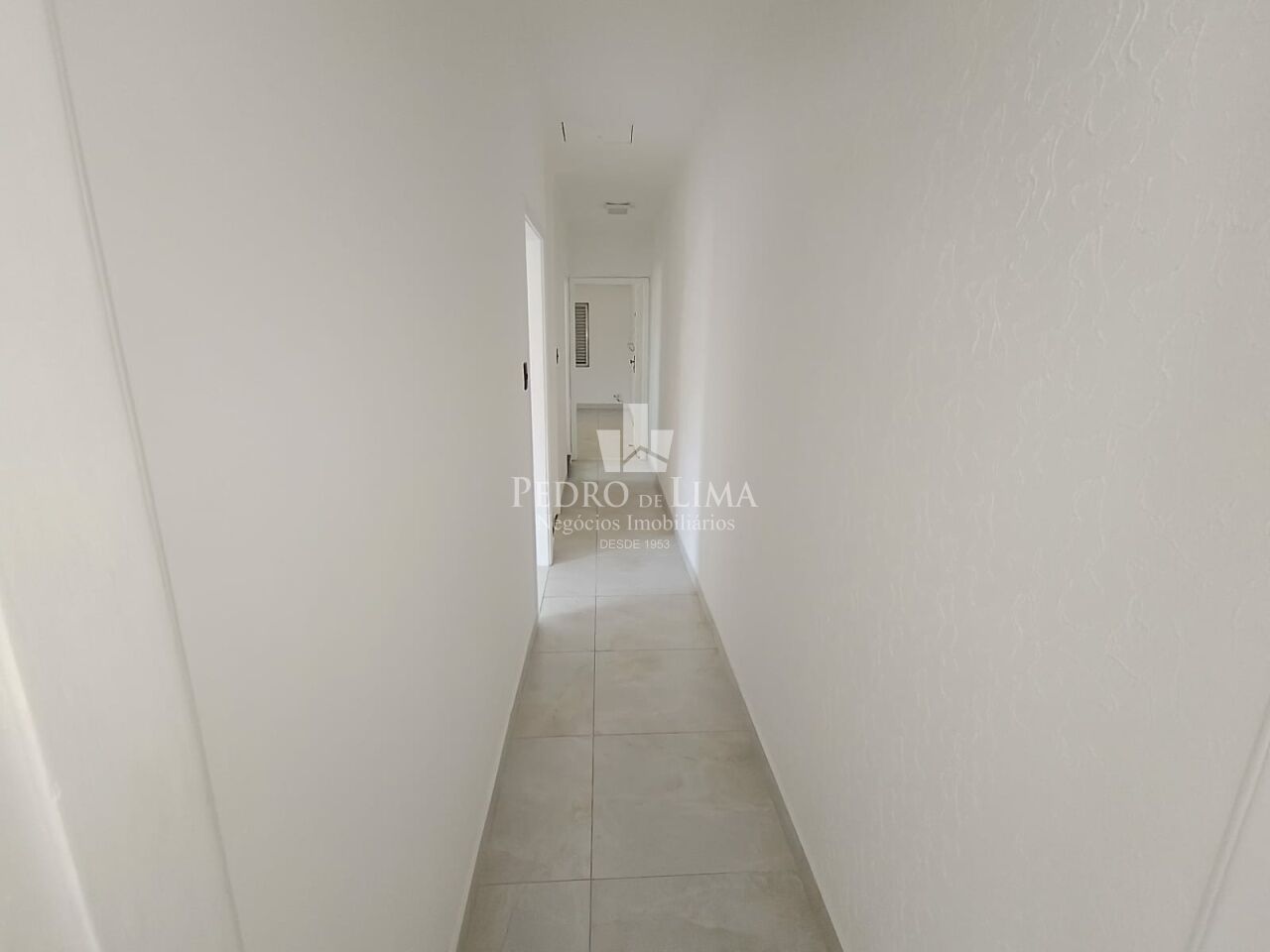 Sobrado Comercial ou Residencial  de 243m2, 3 Dormitórios, Piscina, na Vila Formosa