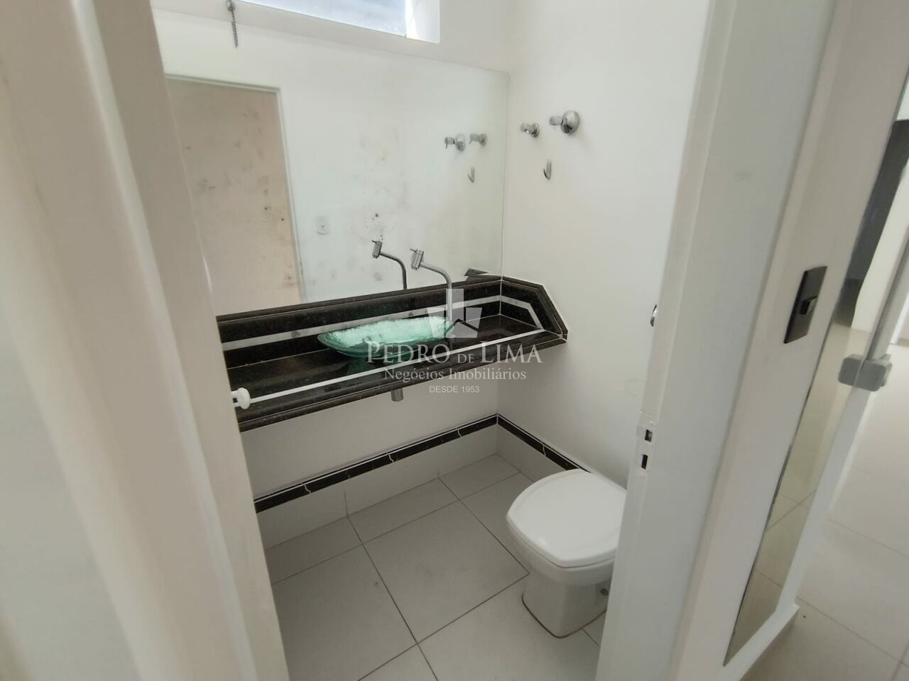 Sobrado Comercial ou Residencial  de 243m2, 3 Dormitórios, Piscina, na Vila Formosa