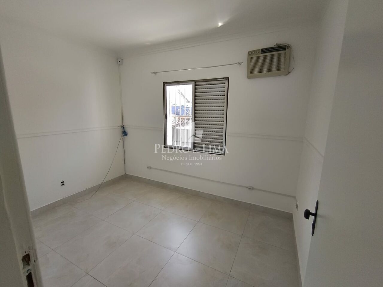Sobrado Comercial ou Residencial  de 243m2, 3 Dormitórios, Piscina, na Vila Formosa